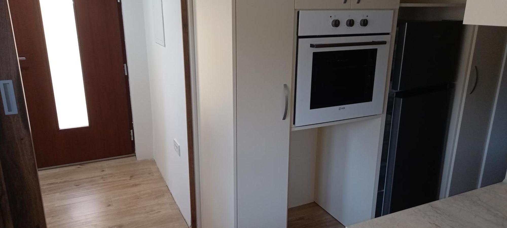 Bezenica Apartment